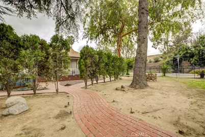 15556 Valerio, Van Nuys, CA 91406 - Photo 3