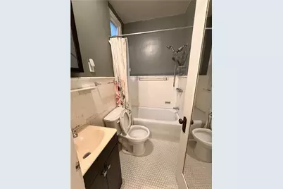 2121 James M Wood #412, Los Angeles, CA 90006 - Photo 23