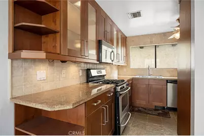 300 N Isabel Street #10, Glendale, CA 91206 - Photo 13