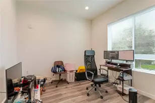 10652 Whipple St, North Hollywood, CA 91602 - Photo 19