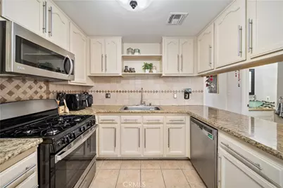 19950 Sherman Way Unit A #A, Winnetka, CA 91306 - Photo 17