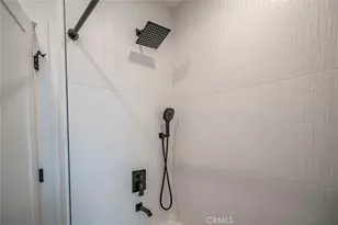 2925 W Oak, Burbank, CA 91505 - Photo 17