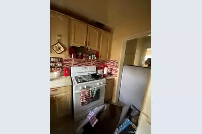 11018 S Figueroa, Los Angeles, CA 90061 - Photo 17