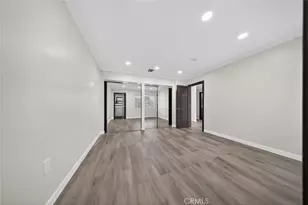 15753 Cohasset St, Van Nuys, CA 91406 - Photo 13