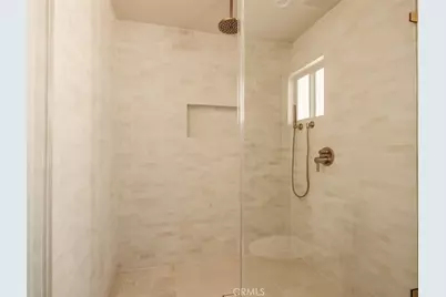 8960 Oak Park, Los Angeles, CA 91325 - Photo 35