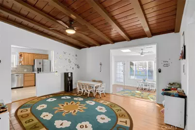 6331 Murietta, Los Angeles, CA 91401 - Photo 17