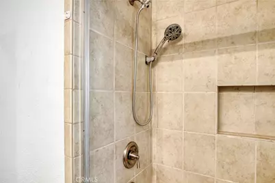 6331 Murietta, Los Angeles, CA 91401 - Photo 15