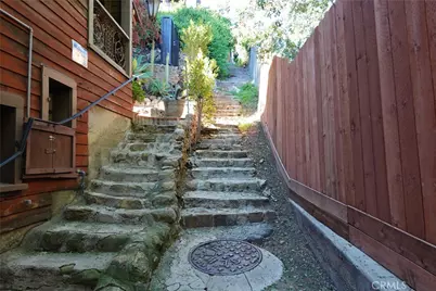 6845 Alta Loma Terrace, Los Angeles, CA 90068 - Photo 49