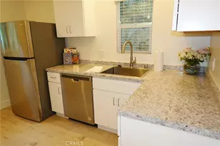 6845 Alta Loma Terrace, Los Angeles, CA 90068 - Photo 19