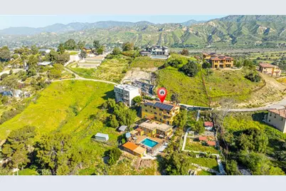 9336 Wayside Drive, Sunland, CA 91040 - Photo 19