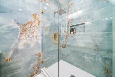 5623 Oso, Woodland Hills, CA 91367 - Photo 37