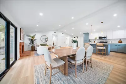 5623 Oso, Woodland Hills, CA 91367 - Photo 49