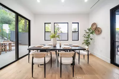 5623 Oso, Woodland Hills, CA 91367 - Photo 19