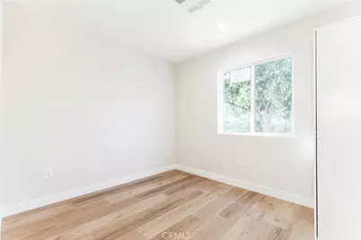 8881 Morehart Avenue, Los Angeles, CA 91352 - Photo 37