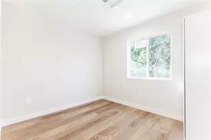 8881 Morehart Ave, Los Angeles, CA 91352 - Photo 37