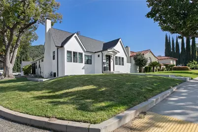 2101 E Glenoaks Boulevard, Glendale, CA 91206 - Photo 3