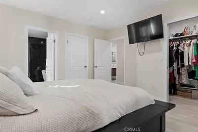 2101 E Glenoaks Boulevard, Glendale, CA 91206 - Photo 37