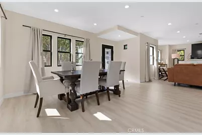 2101 E Glenoaks Boulevard, Glendale, CA 91206 - Photo 11