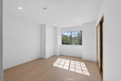 9325 Sunland Park Drive #2, Los Angeles, CA 91352 - Photo 11