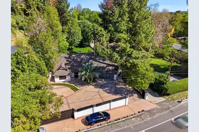 5836 Winnetka Avenue, Woodland Hills, CA 91367 - Photo 43