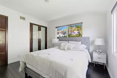 5836 Winnetka Avenue, Woodland Hills, CA 91367 - Photo 29