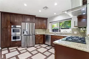 5836 Winnetka Ave, Woodland Hills, CA 91367 - Photo 5