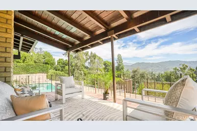 1340 Daily Circle, Glendale, CA 91208 - Photo 43