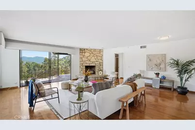 1340 Daily Circle, Glendale, CA 91208 - Photo 15