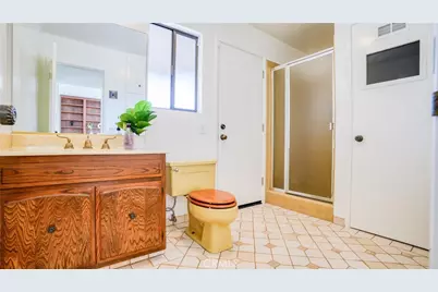 1340 Daily Circle, Glendale, CA 91208 - Photo 21