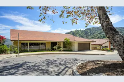 1340 Daily Circle, Glendale, CA 91208 - Photo 1