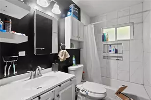 11816 Victory Blvd, North Hollywood, CA 91606 - Photo 21