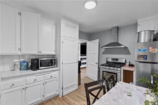 11816 Victory Blvd, North Hollywood, CA 91606 - Photo 17