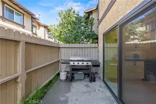 8601 Sunland, Los Angeles, CA 91352 - Photo 39