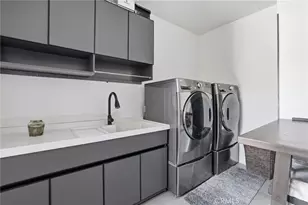 1558 Remah Vista, Glendale, CA 91207 - Photo 35