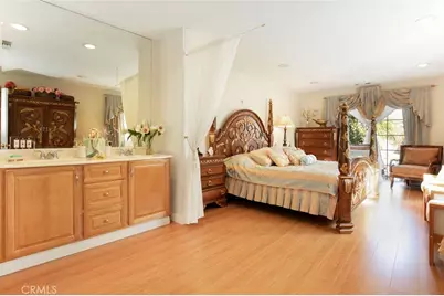 11020 Scoville Avenue, Sunland, CA 91040 - Photo 15