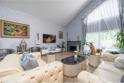 20138 Elkwood Street, Winnetka, CA 91306 - Photo 9