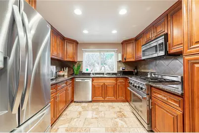 20138 Elkwood Street, Winnetka, CA 91306 - Photo 21