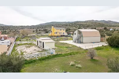 957 Sierra Hills Lane, Palmdale, CA 93550 - Photo 61