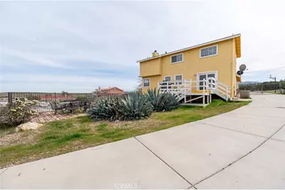 957 Sierra Hills Lane, Palmdale, CA 93550 - Photo 3