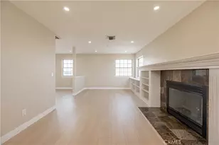 957 Sierra Hills Ln, Palmdale, CA 93550 - Photo 9