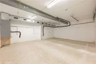 957 Sierra Hills Ln, Palmdale, CA 93550 - Photo 47