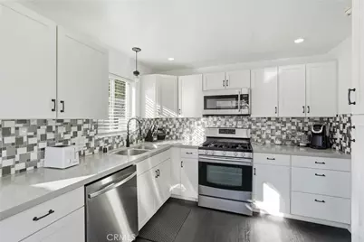 2005 Phelan Lane, Redondo Beach, CA 90278 - Photo 11
