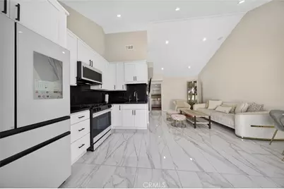 4926 Greenbush Avenue, Sherman Oaks, CA 91423 - Photo 35