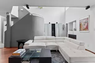 6036 Hazelhurst, North Hollywood, CA 91606 - Photo 11