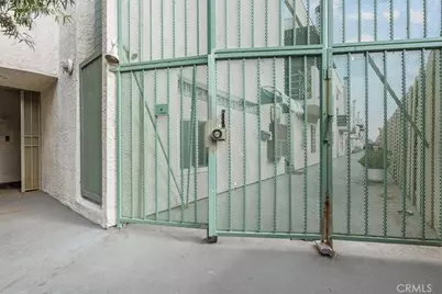 6036 Hazelhurst #C, North Hollywood, CA 91606 - Photo 5