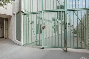 6036 Hazelhurst, North Hollywood, CA 91606 - Photo 5