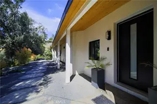 7867 Rim Canyon Rd, Sunland, CA 91040 - Photo 27