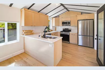 7867 Rim Canyon Road, Sunland, CA 91040 - Photo 11