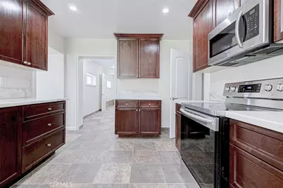 27506 Oak Spring Canyon Road, Canyon Country, CA 91387 - Photo 11