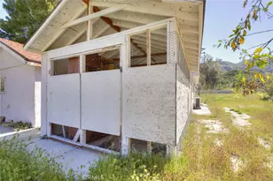 27506 Oak Spring Canyon Rd, Canyon Country, CA 91387 - Photo 33